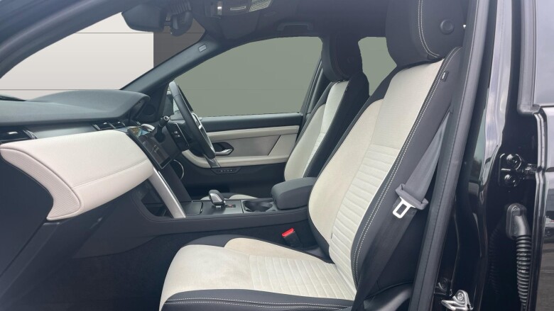 Land Rover Discovery Sport 2.0 D200 Dynamic SE 5dr Auto [5 Seat] Diesel Station Wagon